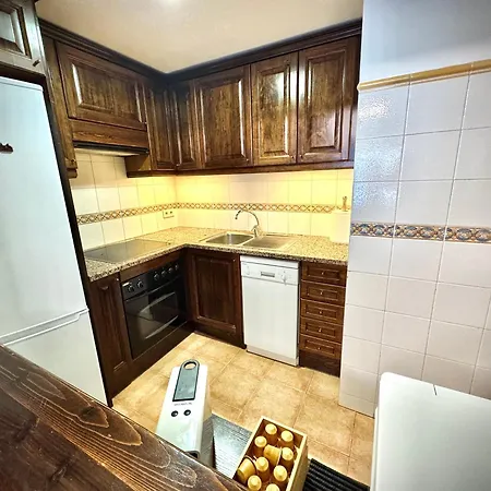 Residencia Pista Llarga * 拉莫利纳