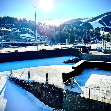 Residencia Pista Llarga Apartment La Molina (Girona)